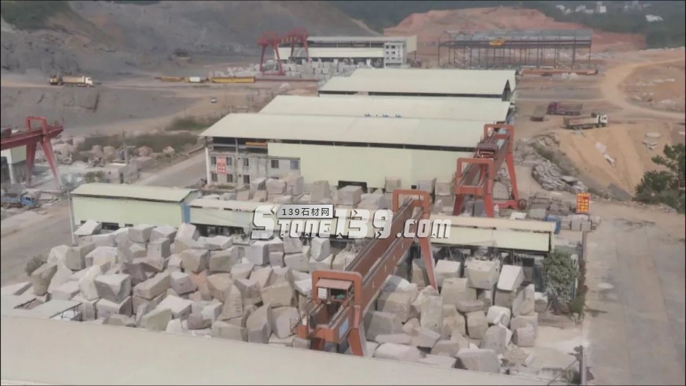 岑溪市委書記深入馬路鎮水平石材加工園區協調解決建設問題