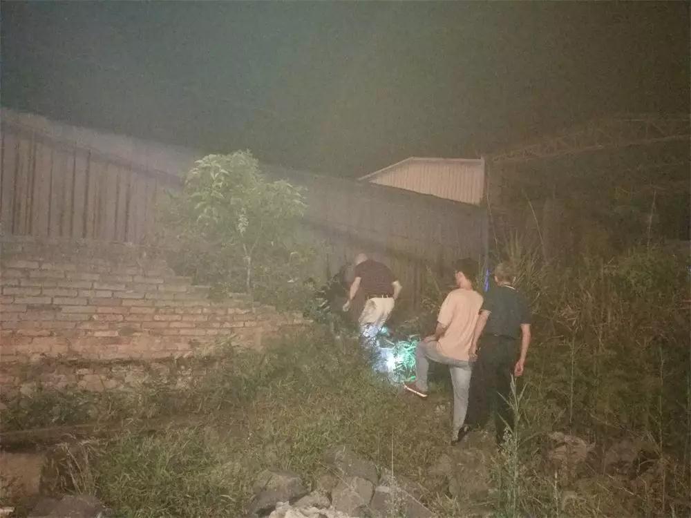 福鼎生態(tài)環(huán)境局突擊檢查石材企業(yè)，推進(jìn)石材行業(yè)升級(jí)工作