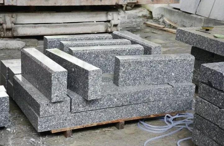 廣東封開花石材產地整治石材交通運輸問題