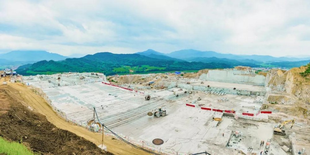 與時代同頻共振，(吉林白產地)蛟河石材全力奏響綠色發展主旋律