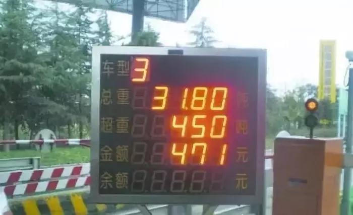 大半個中國嚴查貨車超載，石材運輸價格齊漲！