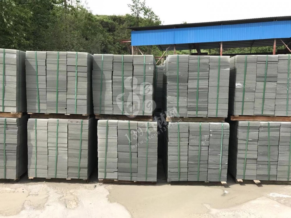 達州輝騰石材專業提供青石路沿石、欄桿、地鋪石、臺階石的園林青石產品