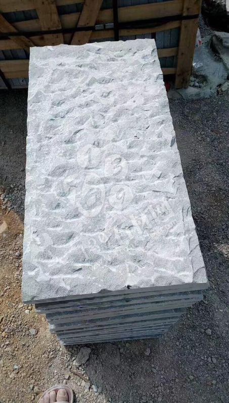 達州輝騰石材專業提供青石路沿石、欄桿、地鋪石、臺階石的園林青石產品