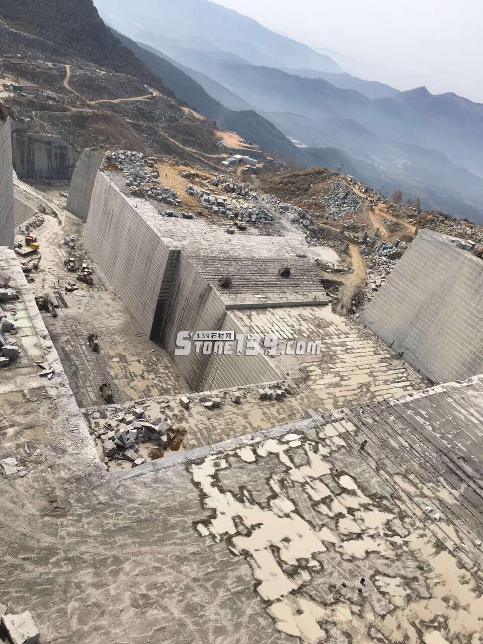 關于試點實施長泰縣吳田山礦區廢礦石固體廢棄物回收綜合利用生產機制砂 項目的報告