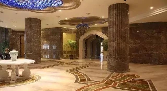 石材人來廈門都喜歡睡這個酒店，原因是為了看豪華的石材