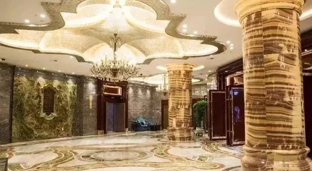 石材人來廈門都喜歡睡這個酒店，原因是為了看豪華的石材