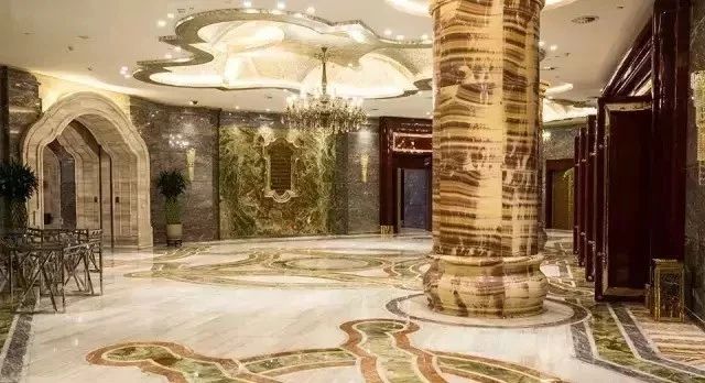 石材人來廈門都喜歡睡這個酒店，原因是為了看豪華的石材