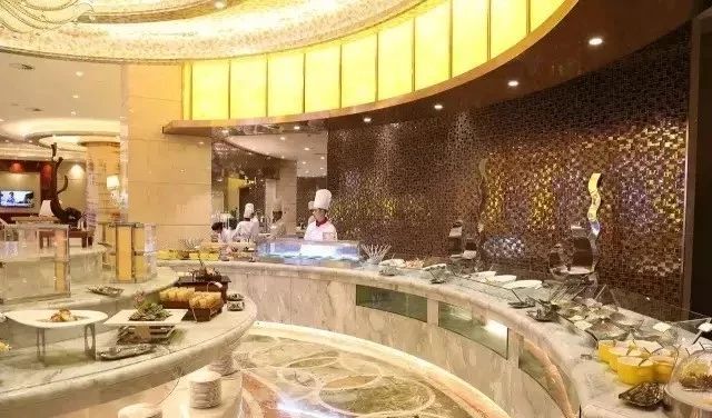 石材人來廈門都喜歡睡這個酒店，原因是為了看豪華的石材