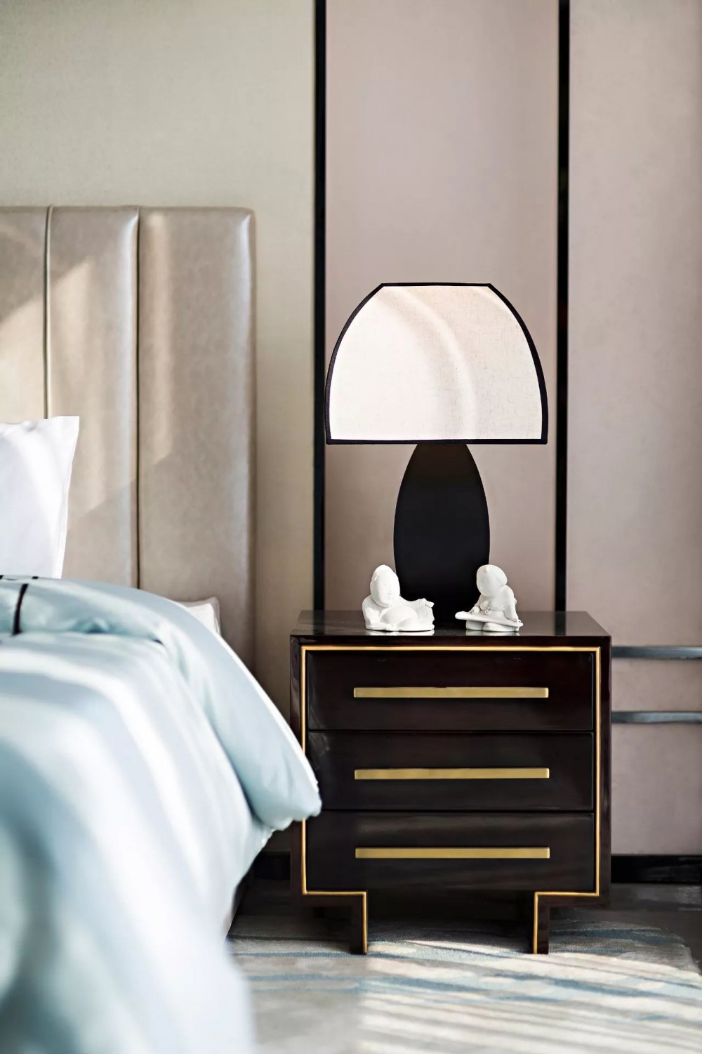 文人書香氣息濃厚的大理石背景墻裝飾風(fēng)格