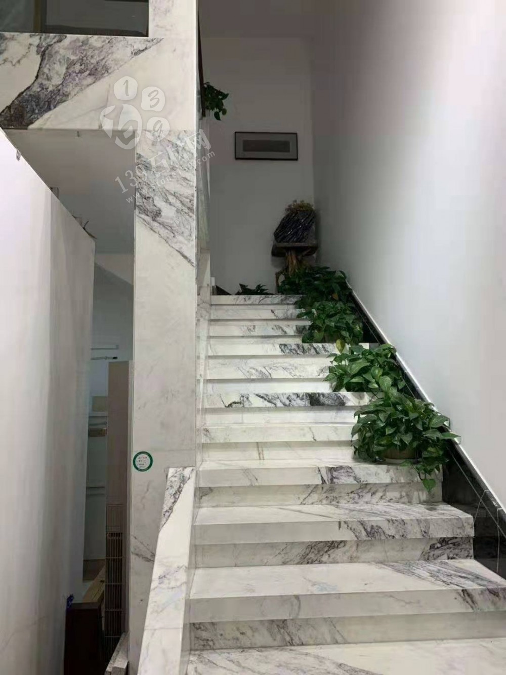 國(guó)產(chǎn)爵士白大理石