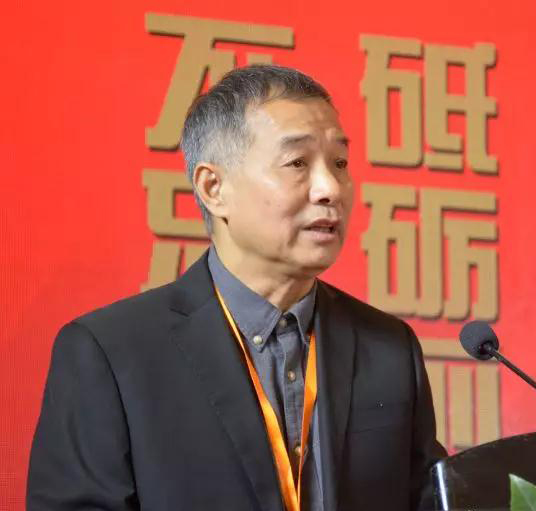 華輝石材股份董事長王清安當選全國工商聯石材業商會第四屆理事會首任輪值會長