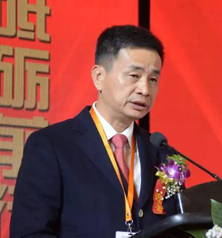 華輝石材股份董事長王清安當選全國工商聯石材業商會第四屆理事會首任輪值會長