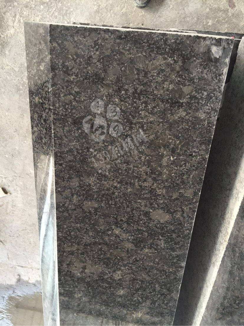 國(guó)產(chǎn)小鐵灰石材與進(jìn)口的鐵灰石材對(duì)比