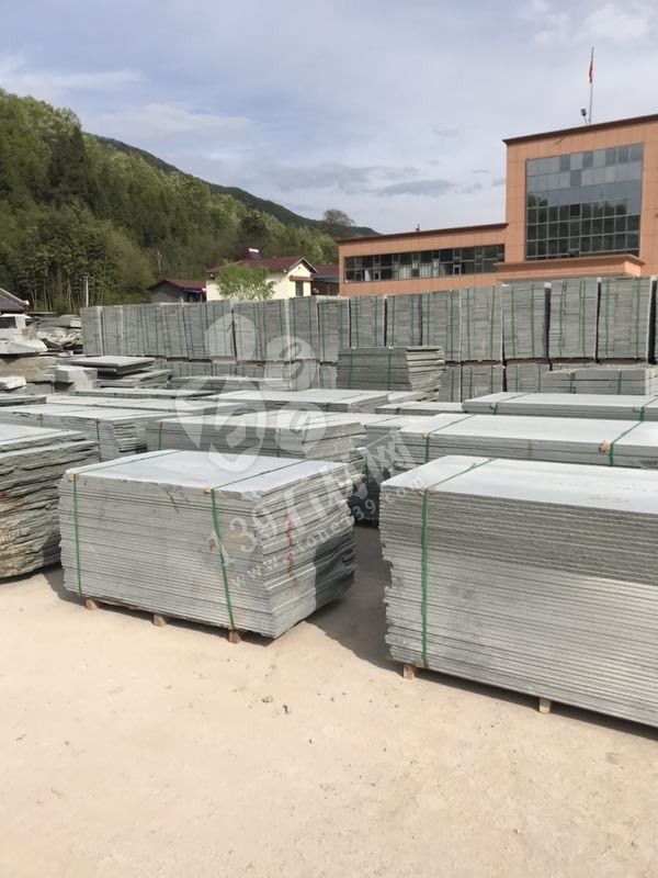 四川茗源石材主要經營萬源青石、欄桿護欄、路沿石、市政工程青石訂單