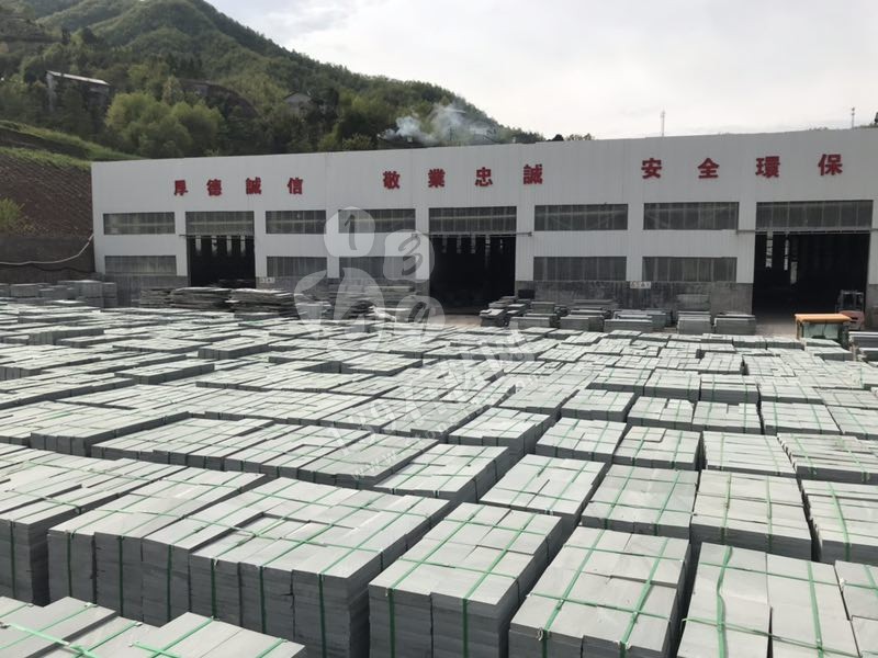 四川茗源石材主要經營萬源青石、欄桿護欄、路沿石、市政工程青石訂單