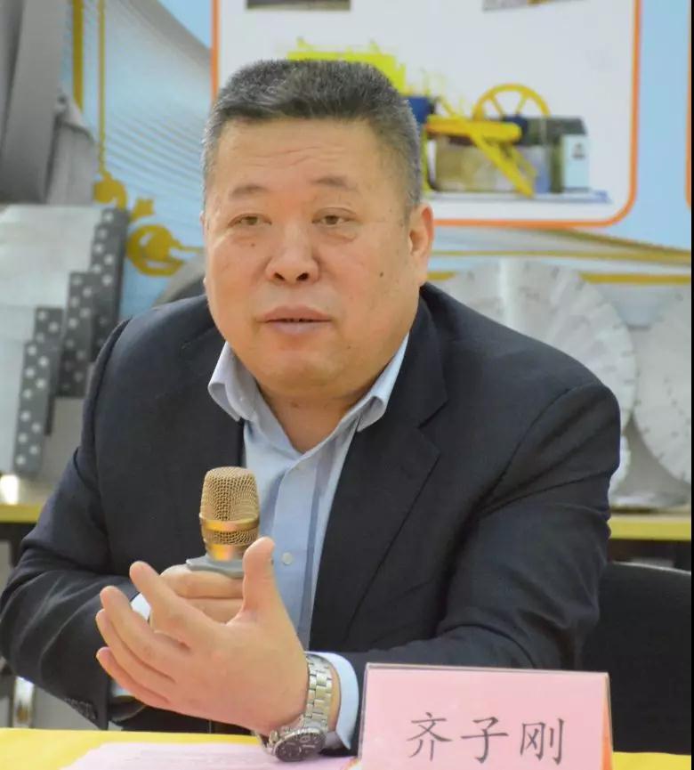 中國石材機械輔料產業發展專家研討會在水頭召開