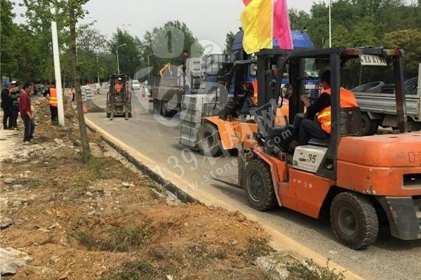 湖南芝麻灰溆浦廠家福華石材主營芝麻灰、芝麻黑654、芝麻白、小冰花、G688#