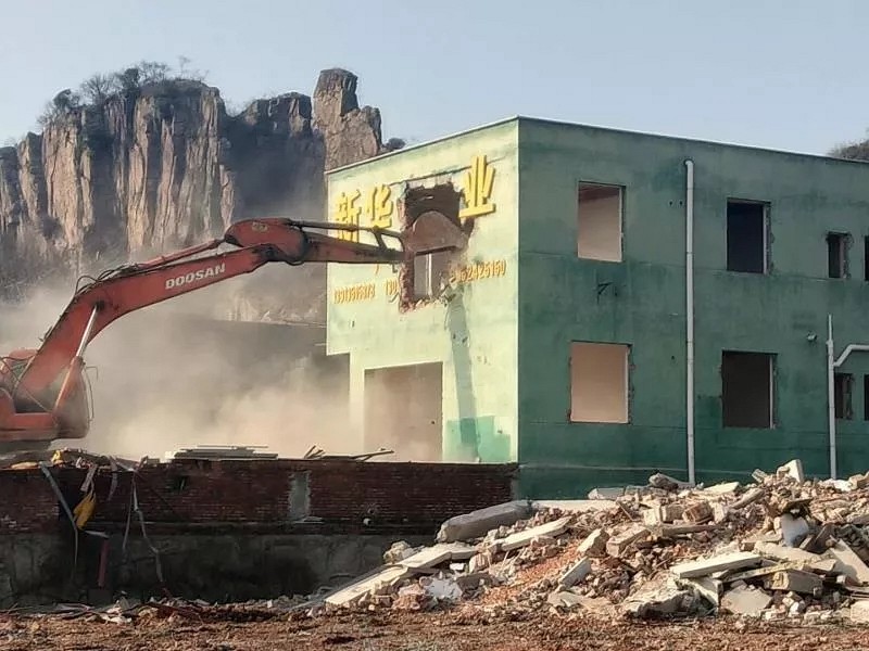 江蘇蘇州木瀆鎮154戶石材經營戶全部完成簽約關停拆除工作