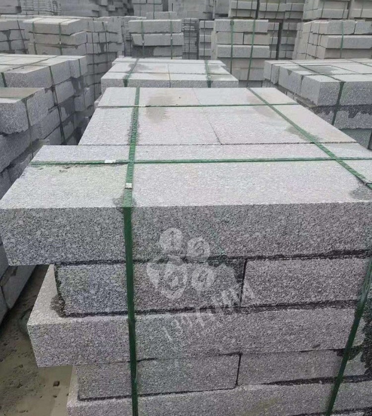 花崗巖路沿石直線型、曲線型價格計算方法