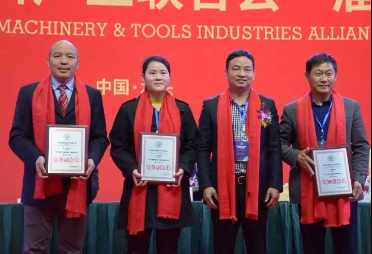 首屆石材機(jī)械輔料產(chǎn)業(yè)發(fā)展論壇在福建水頭成功舉行，論道賦能產(chǎn)業(yè)未來(lái)新發(fā)展