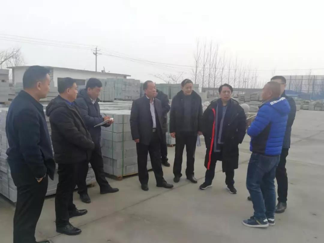 只爭朝夕---中國建筑材料工業(yè)規(guī)劃研究院、山東省石材行業(yè)協(xié)會等共同考察調(diào)研山東鄒城石材行業(yè)！