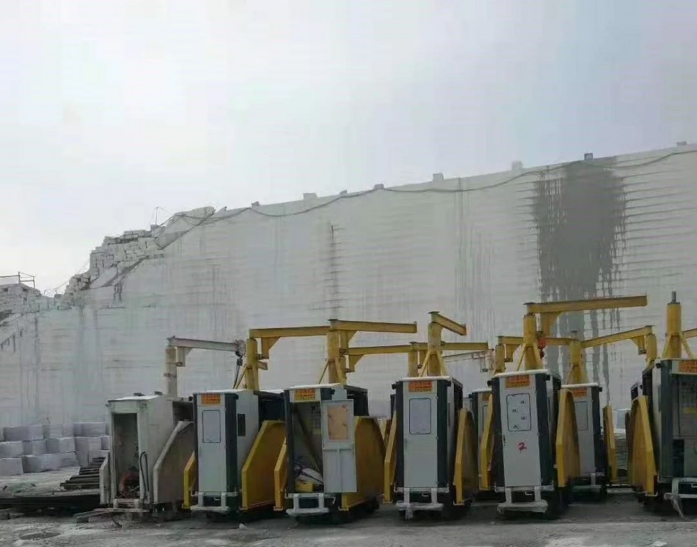 爆料:麻城礦山2020年大年30初一初二都開工!