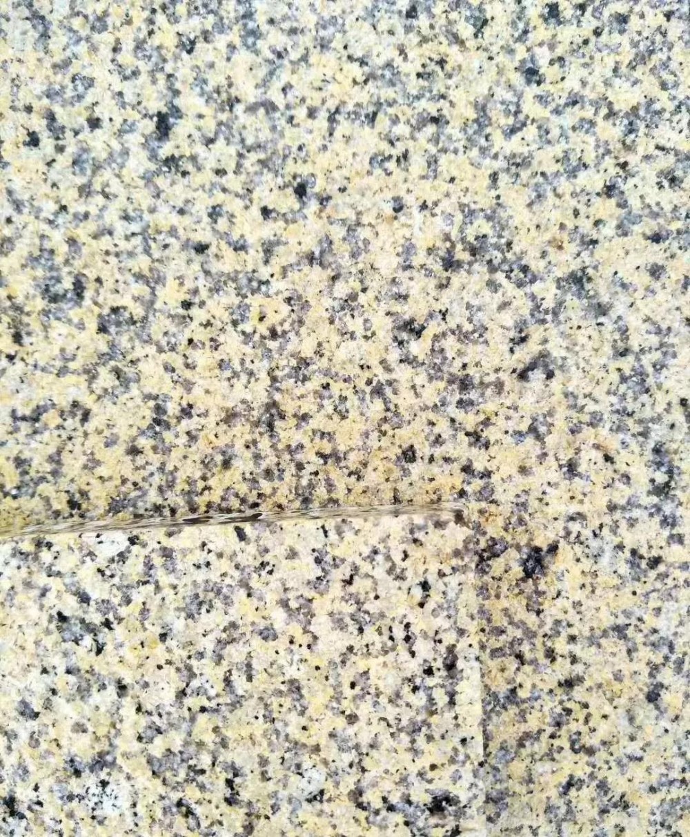 (新疆卡拉麥里金產地)奇臺縣石材行業捐贈50余萬元助力抗擊疫情