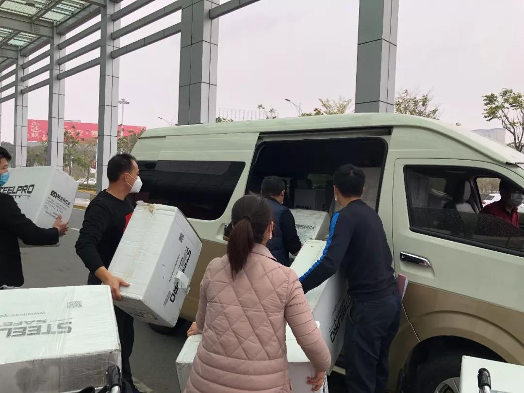 華潤(rùn)石業(yè)黃慶達(dá)：只要防控需要，再貴都是值得的