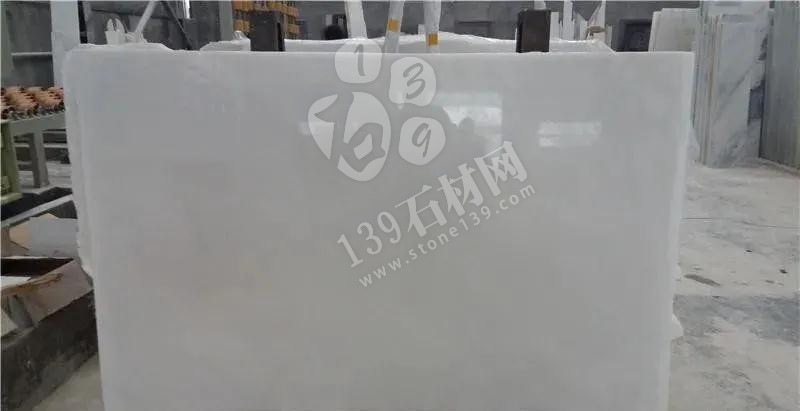 四川寶興網絡招商推出項目7個，以漢白玉產業為主，投資額約118億元