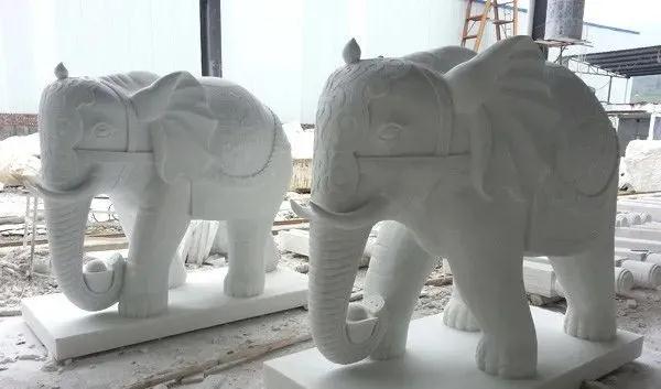 四川寶興網絡招商推出項目7個，以漢白玉產業為主，投資額約118億元