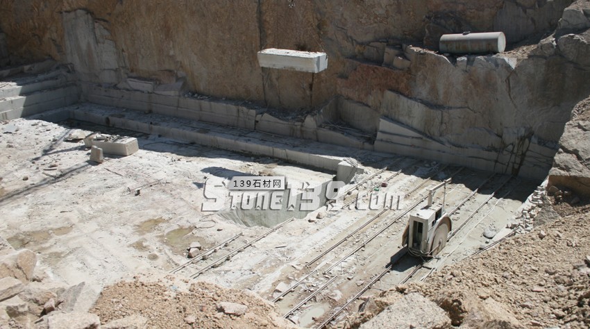 石材礦山陸續開工！礦老板怎么和諧處理礦山和村民的關系？