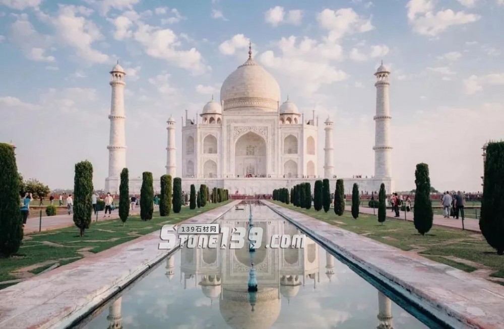 疫情風暴下進口石材漲價潮：黑金沙，印度紅等有的荒料飆升600元以上！