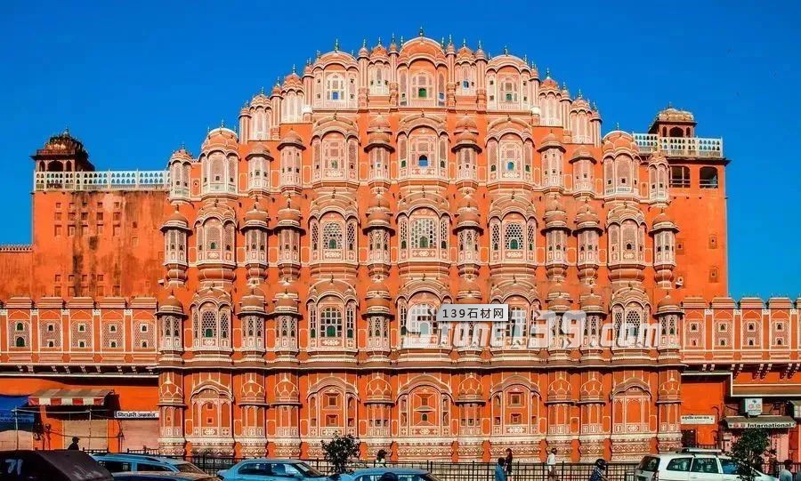 疫情風暴下進口石材漲價潮：黑金沙，印度紅等有的荒料飆升600元以上！