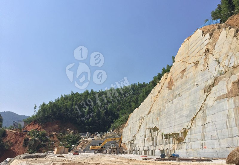 江西好旺礦業經營花崗巖江西芝麻黑、金點灰麻、新654、江西黃銹石新礦