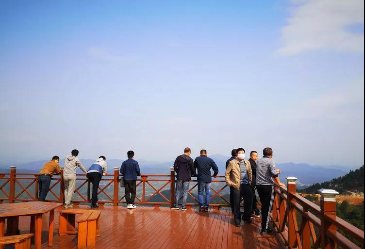 福建省級驗收組對建寧縣三個飾面石材礦山進行專項整治終驗