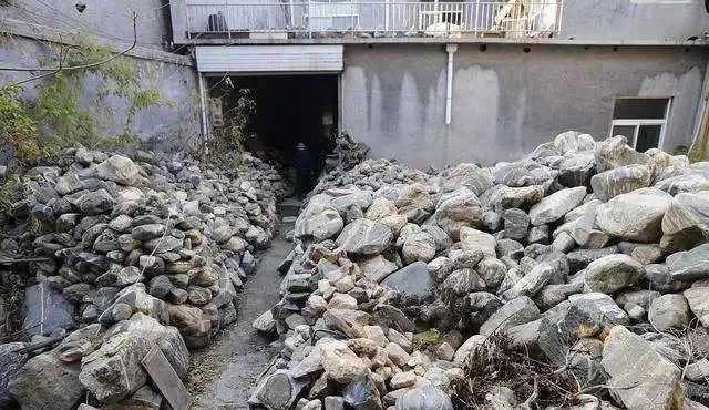 湛江雷州市自然資源局依法拆除13處違法石材場，附湛江黑石欣賞！