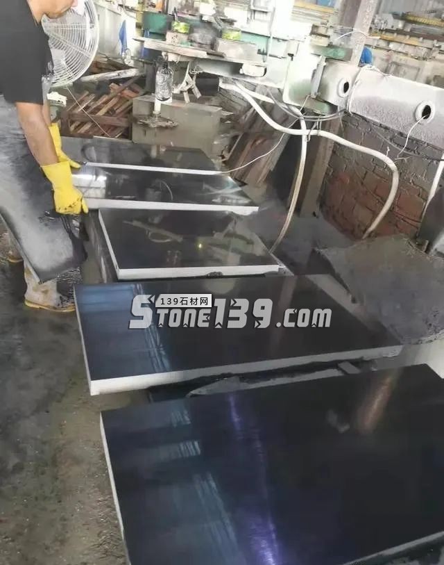 湛江雷州市自然資源局依法拆除13處違法石材場，附湛江黑石欣賞！