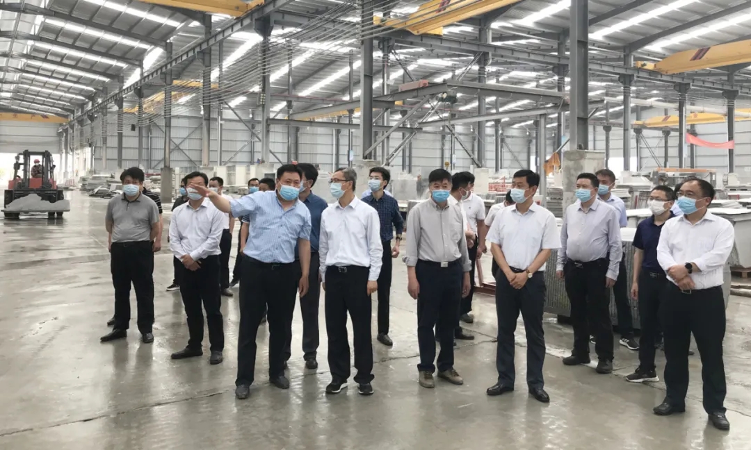 湖北英山縣長田洪光一行蒞臨麻城石材產業園調研考察