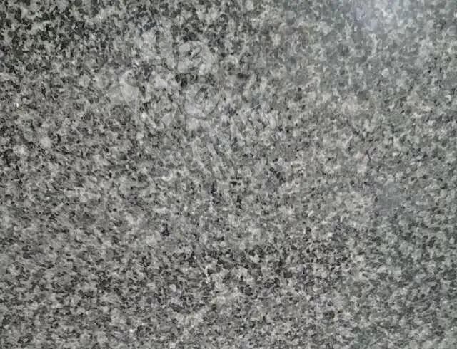 廣西鐘山縣人大副主任到花山鄉(xiāng)花崗巖礦山調(diào)研，附鐘山青（廣西芝麻黑）欣賞！