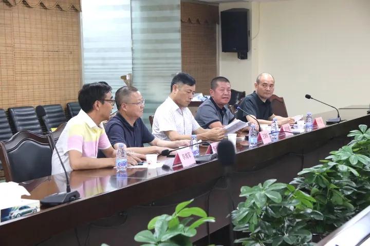 南安市首批石材產業星級人才評審會在水頭鎮石材協會舉行