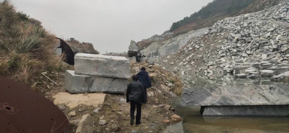 6604.4立方米花崗巖石材荒料最低價處置！明天開拍千萬別錯過！