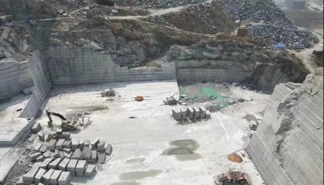 山東泗水縣縣長趙鑫調研魯灰石材壓減工作，附魯灰石材欣賞！