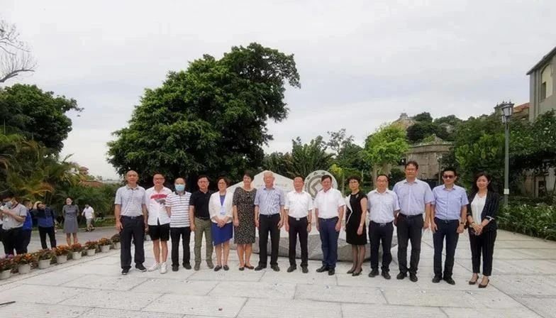 熱點 | 萬里石股份捐贈，惠安617雕刻，鼓浪嶼世遺標(biāo)志“時光晶體”今日落成