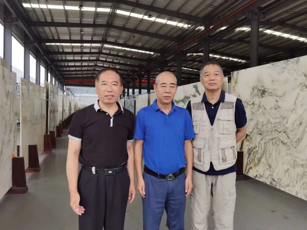 全國工商聯石材業商會秘書長一行走訪考察浙江石材市場