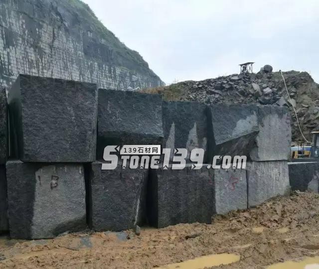 廣西芝麻黑產地鐘山縣黨政主要領導率隊深入花崗巖石材企業(yè)開展專項調研，附產品欣賞！