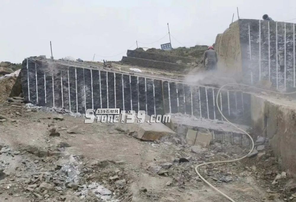 投資20.1億，四川興文掘金（四川黑）“石經(jīng)濟” 全產(chǎn)業(yè)鏈，做強石材產(chǎn)業(yè)！