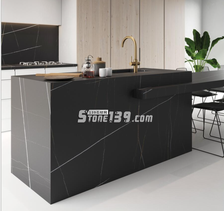 巖板背倒雖簡單，高質量加工也不易