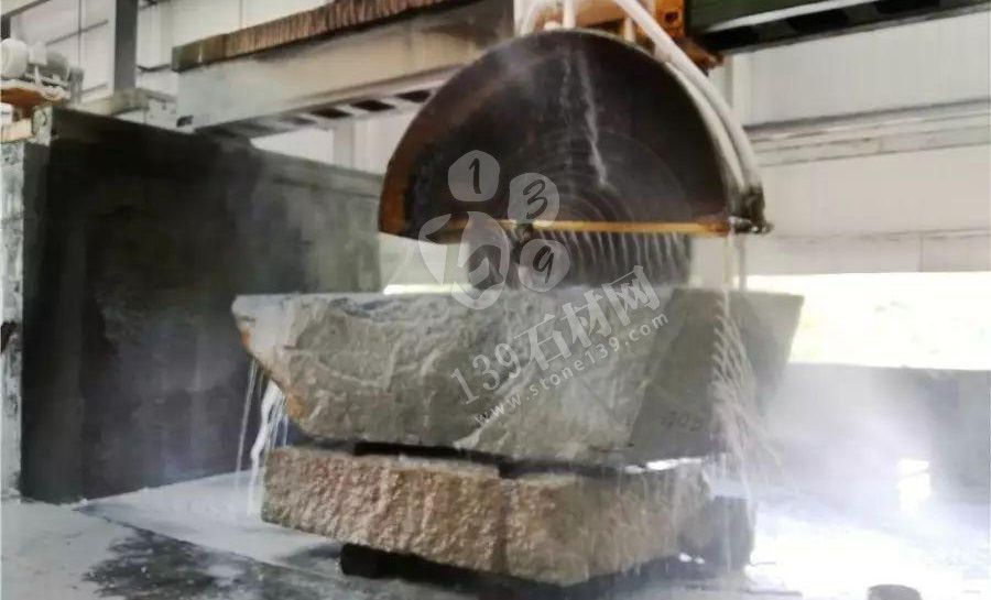 廉江白麻，鋪滿大江南北的花崗石