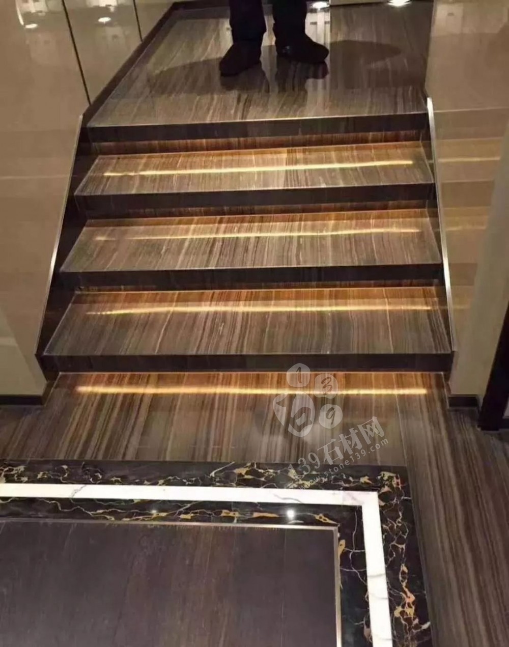 高端進口咖啡色木紋大理石-帶您認識奧巴馬木紋