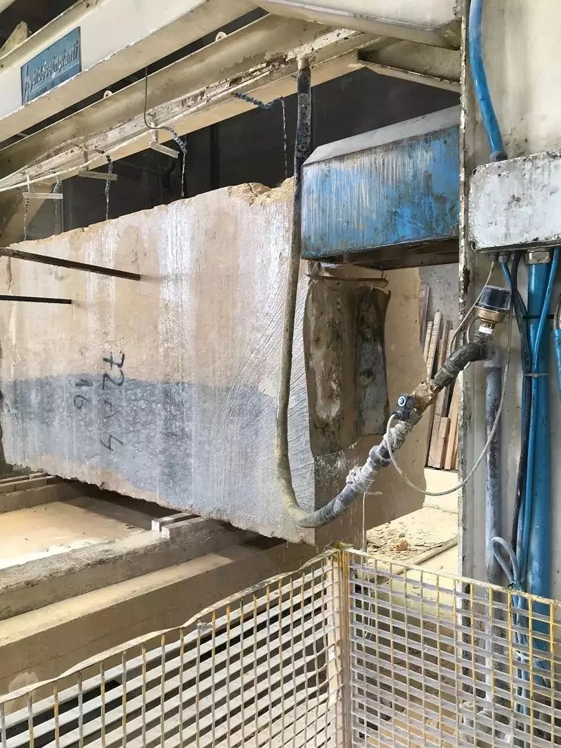 你說石材有色差是次品，那是你沒遇上好設計